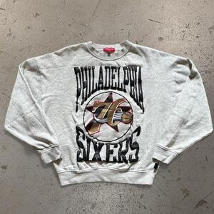 Womens Mitchell & Ness Philadelphia 76ers Old Logo Crewneck SZ S